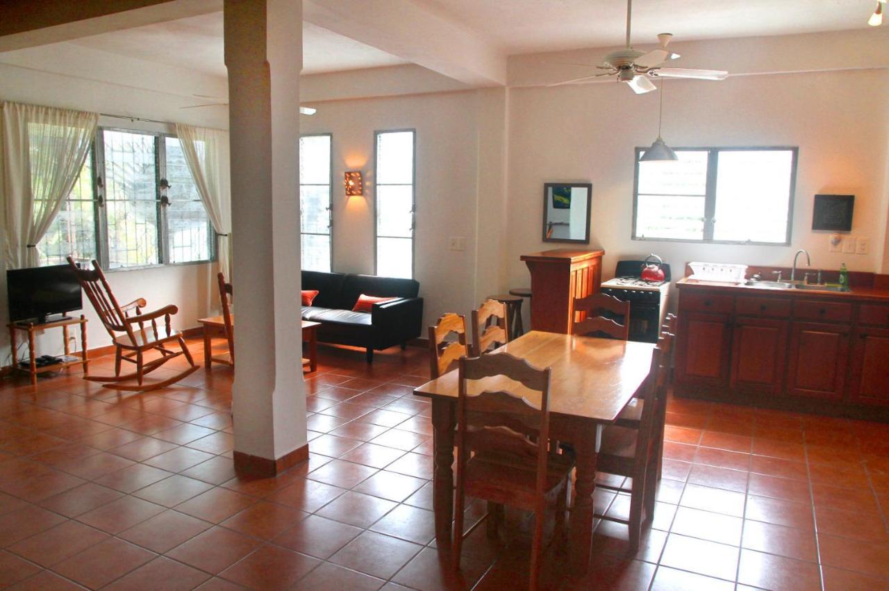 Bluebelize B&B Punta Gorda Bagian luar foto