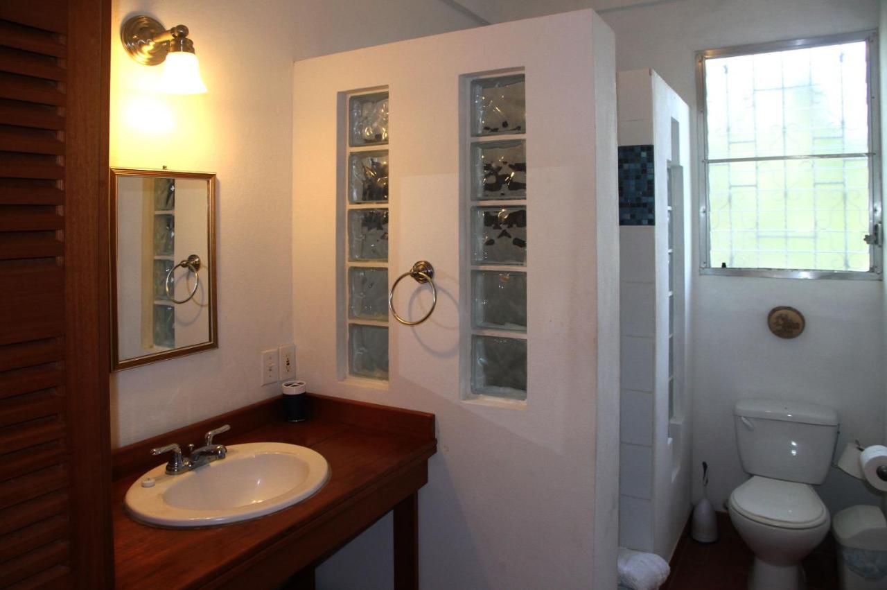 Bluebelize B&B Punta Gorda Bagian luar foto