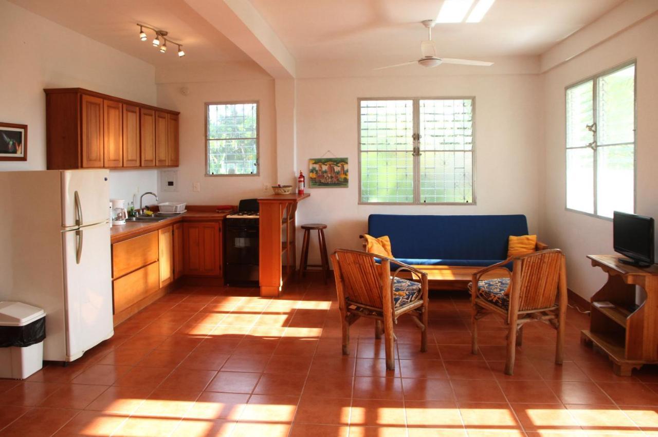 Bluebelize B&B Punta Gorda Bagian luar foto